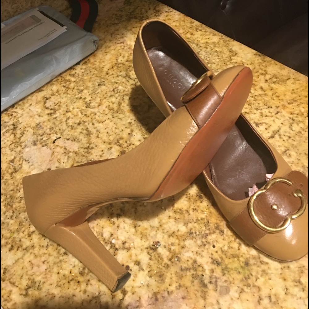 💯 authentic Gucci high heels shoes